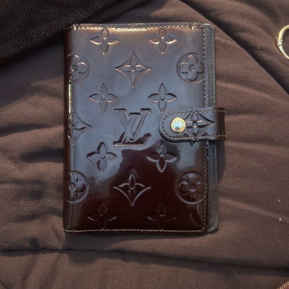 Louis Vuitton Monogram passport Agenda with ruler and stickers